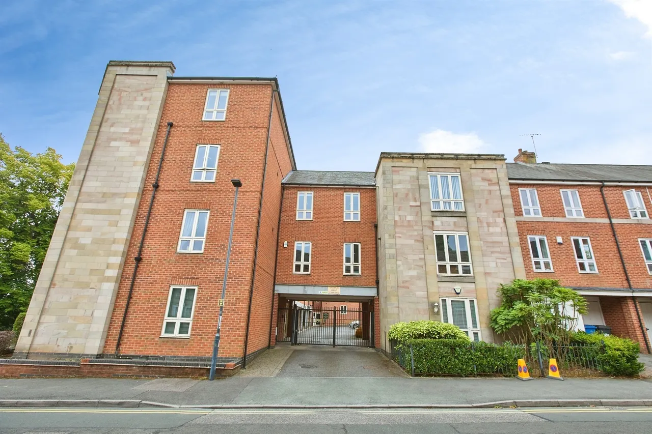 The School Yard, Derby, DE1, photo 16