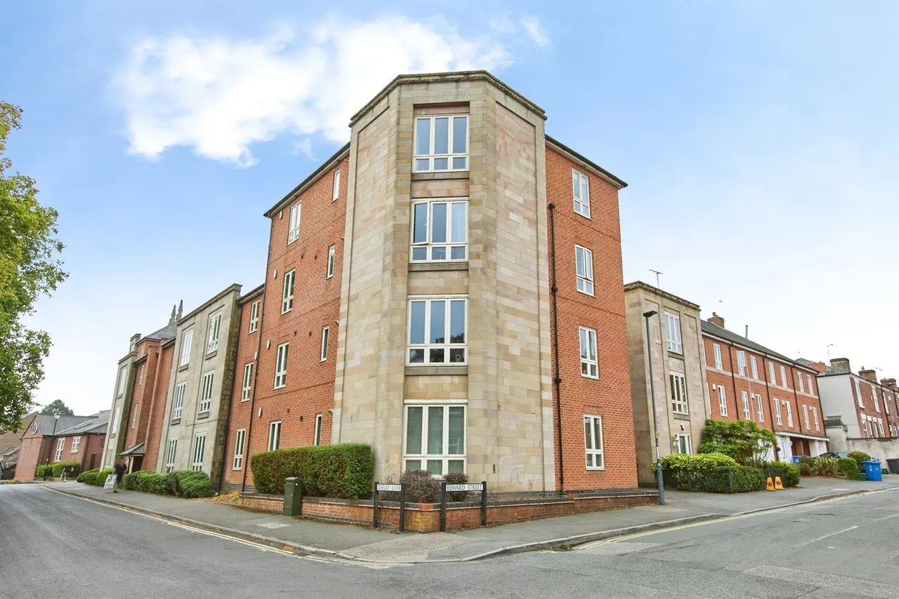 2 bed flat for sale, The School Yard, Derby, DE1