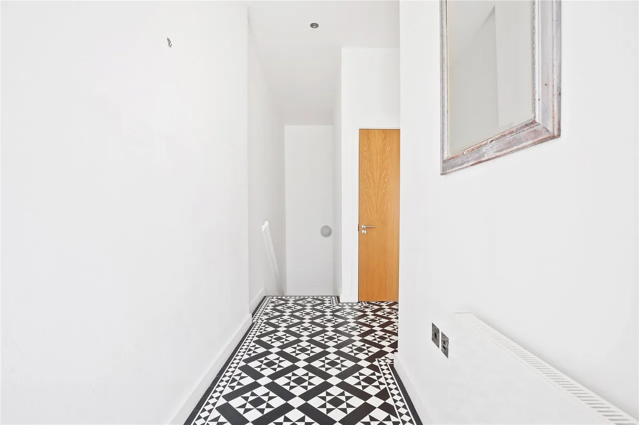 North Tenter Street, London, E1, photo 17