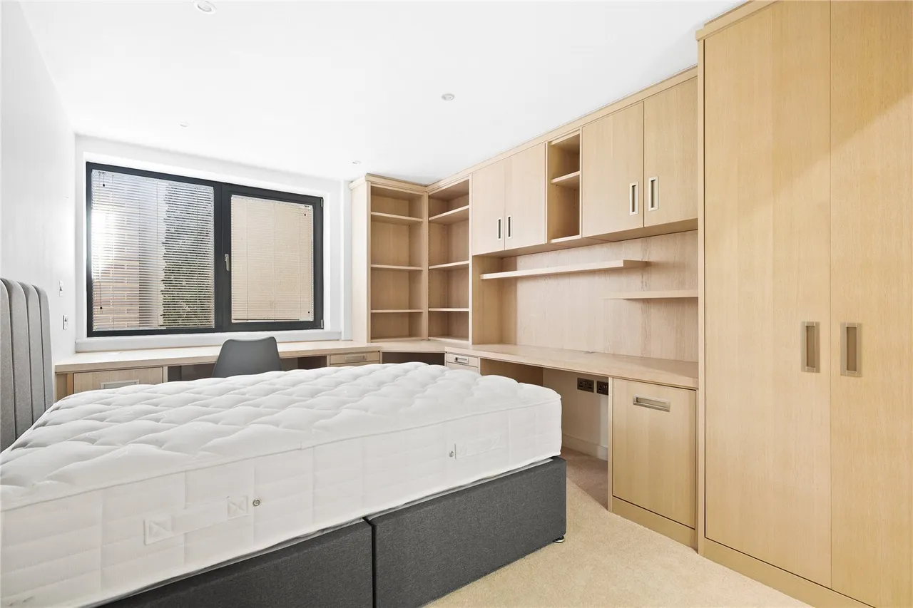 North Tenter Street, London, E1, photo 9