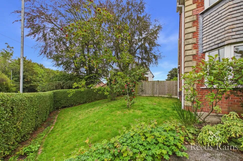The Beeches, Sutton Leach, WA9, photo 25