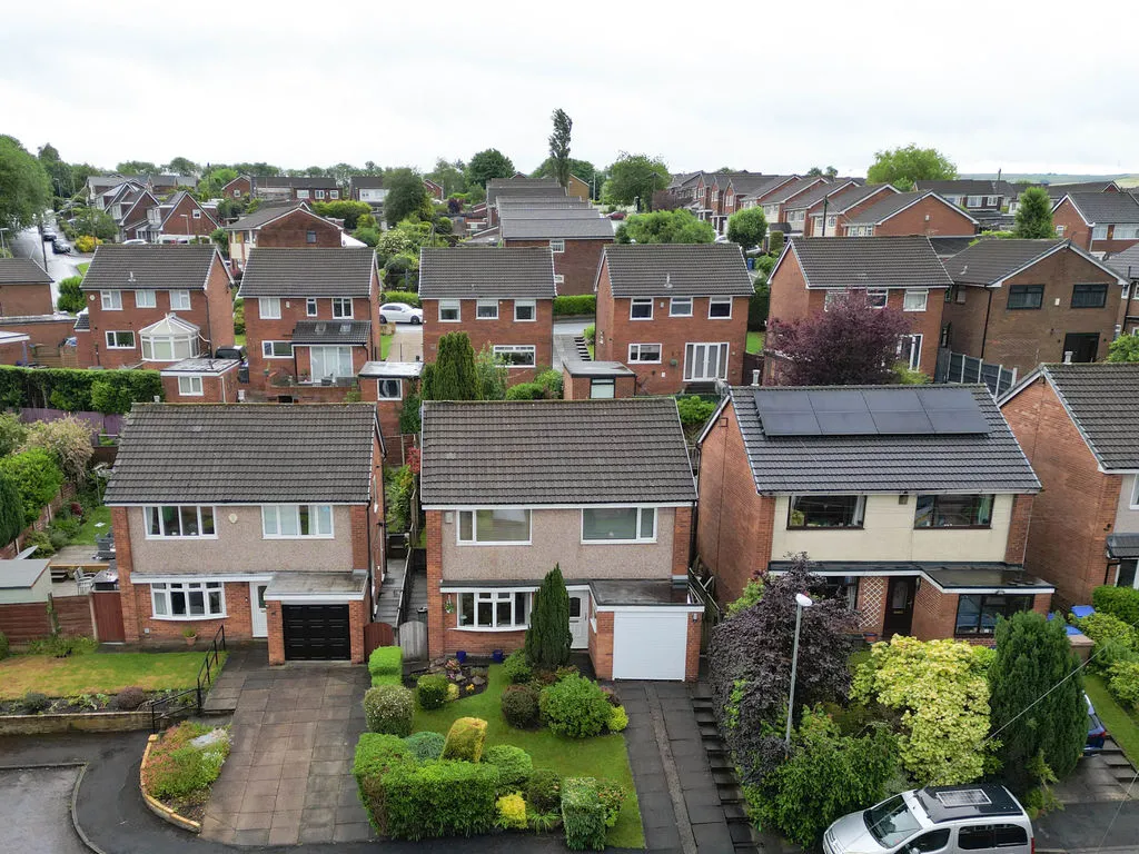 Stock Grove Milnrow, Rochdale OL16 3XB, photo 26