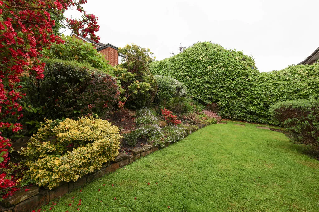 Stock Grove Milnrow, Rochdale OL16 3XB, photo 23