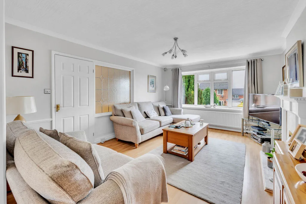 Stock Grove Milnrow, Rochdale OL16 3XB, photo 2