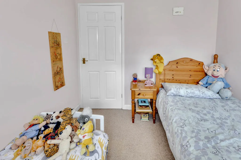 Stock Grove Milnrow, Rochdale OL16 3XB, photo 18