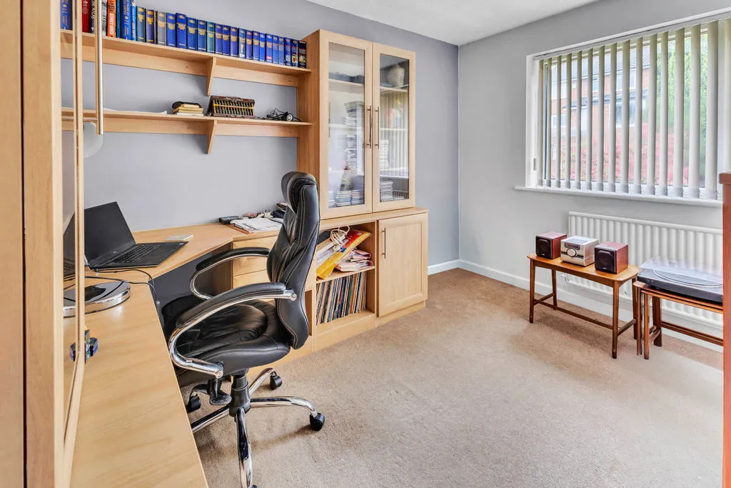 Stock Grove Milnrow, Rochdale OL16 3XB, photo 16