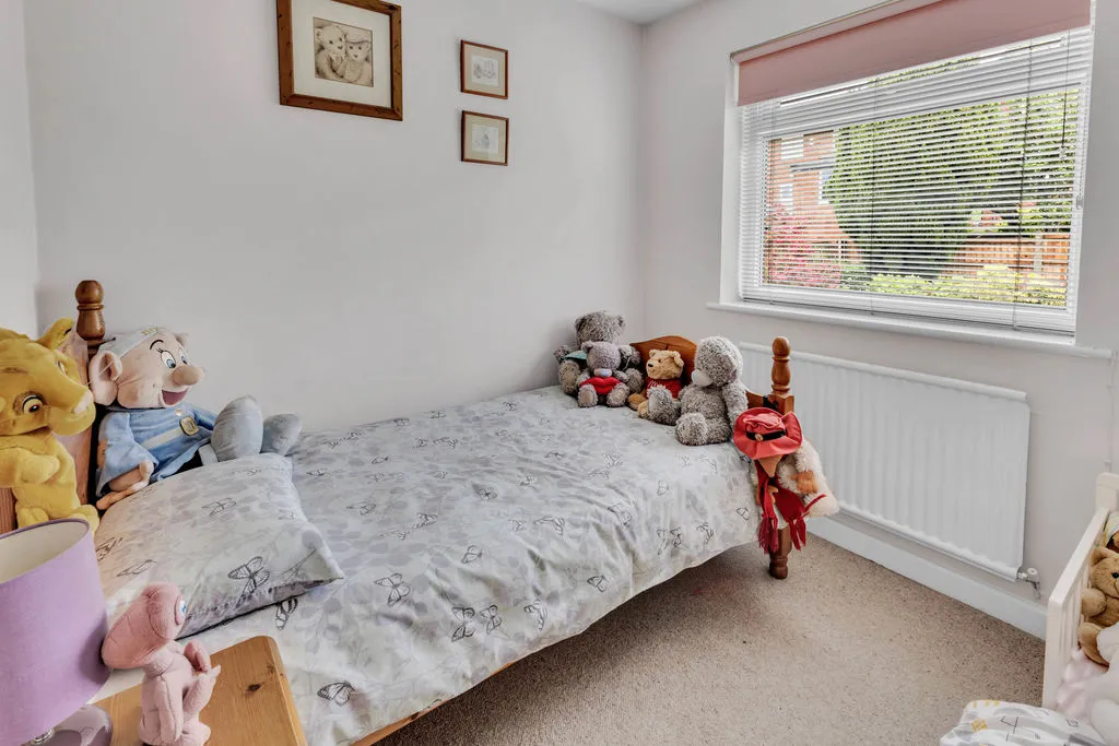 Stock Grove Milnrow, Rochdale OL16 3XB, photo 17