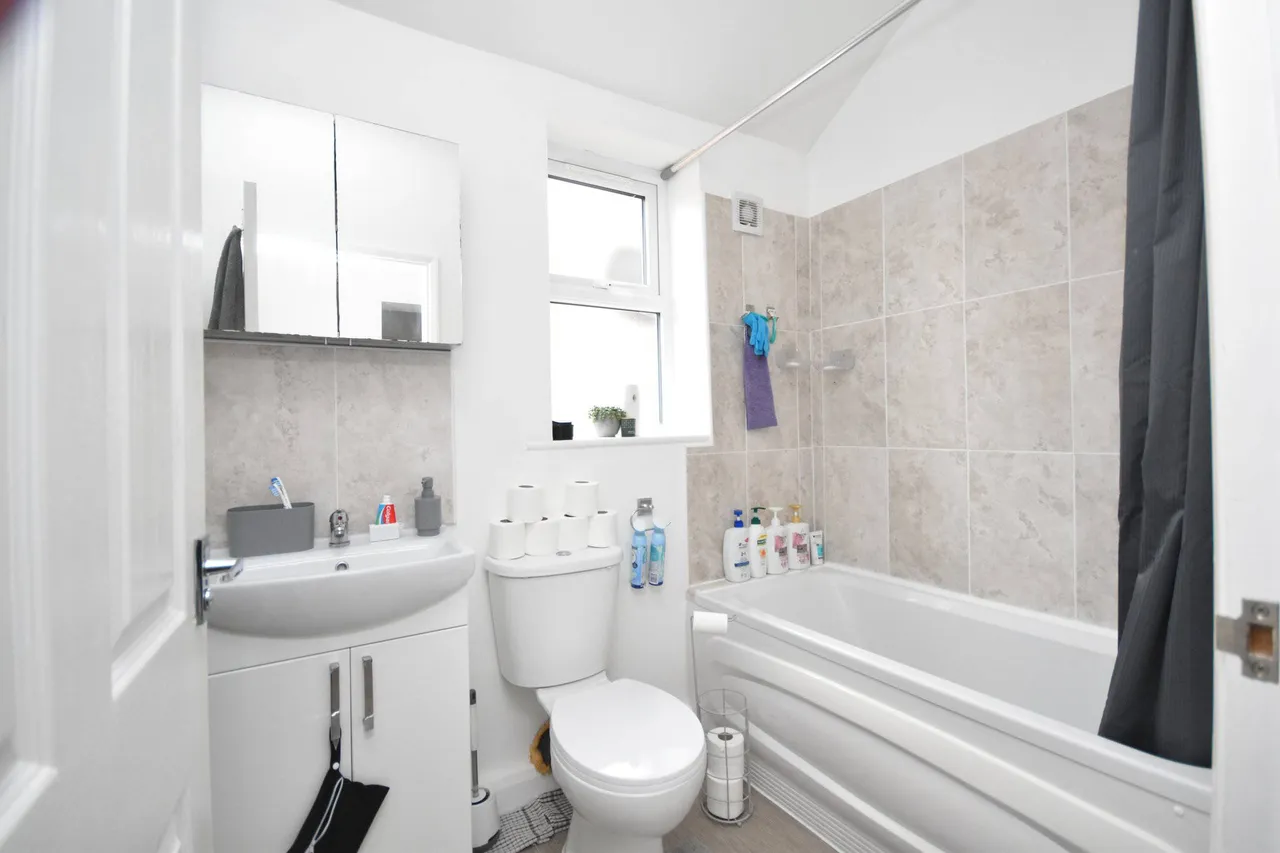 124 King Edward Road, Abington, Northampton, NN1 5LU, photo 6