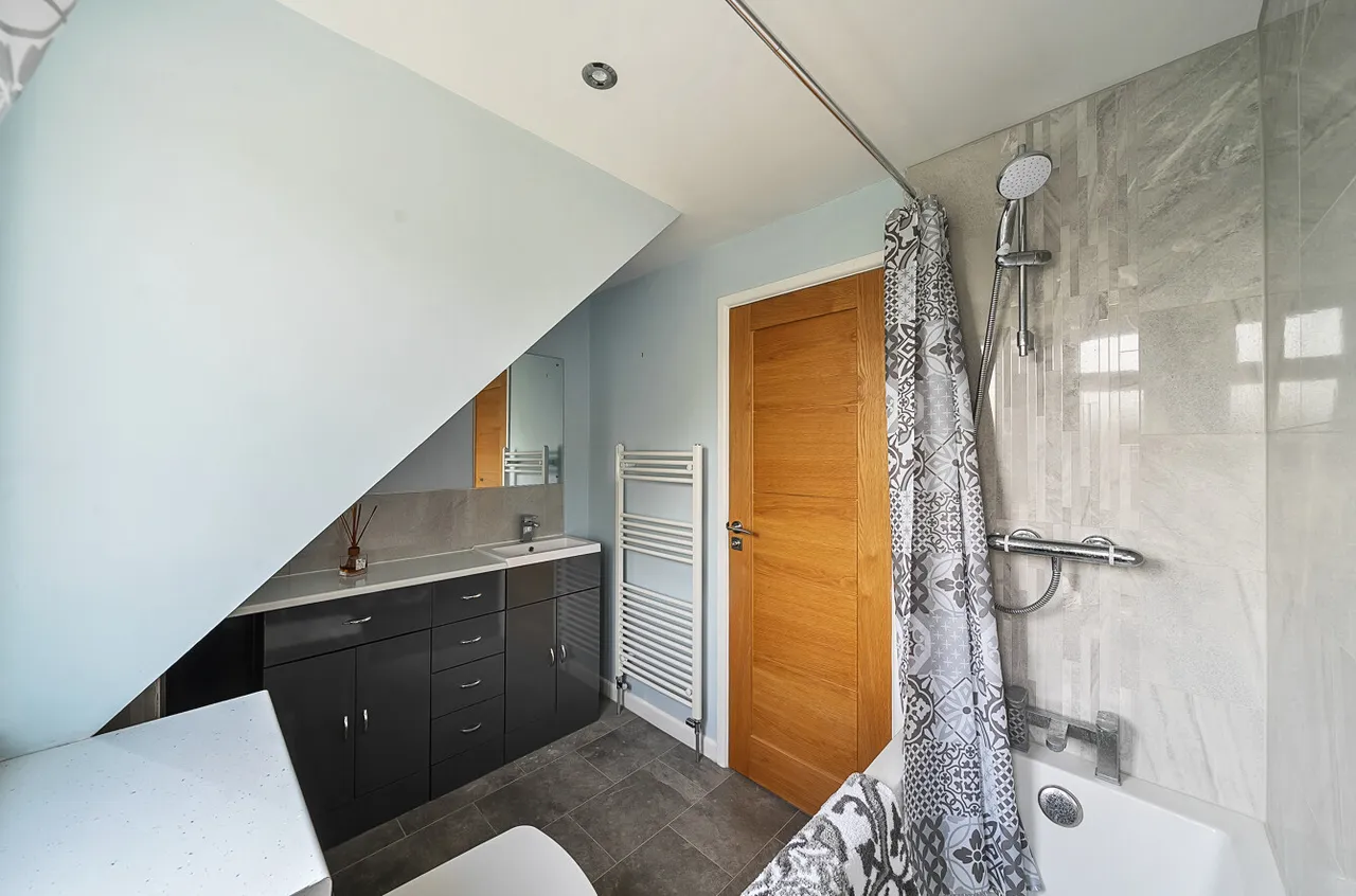 Church Road, Kings Somborne, SO20, photo 7