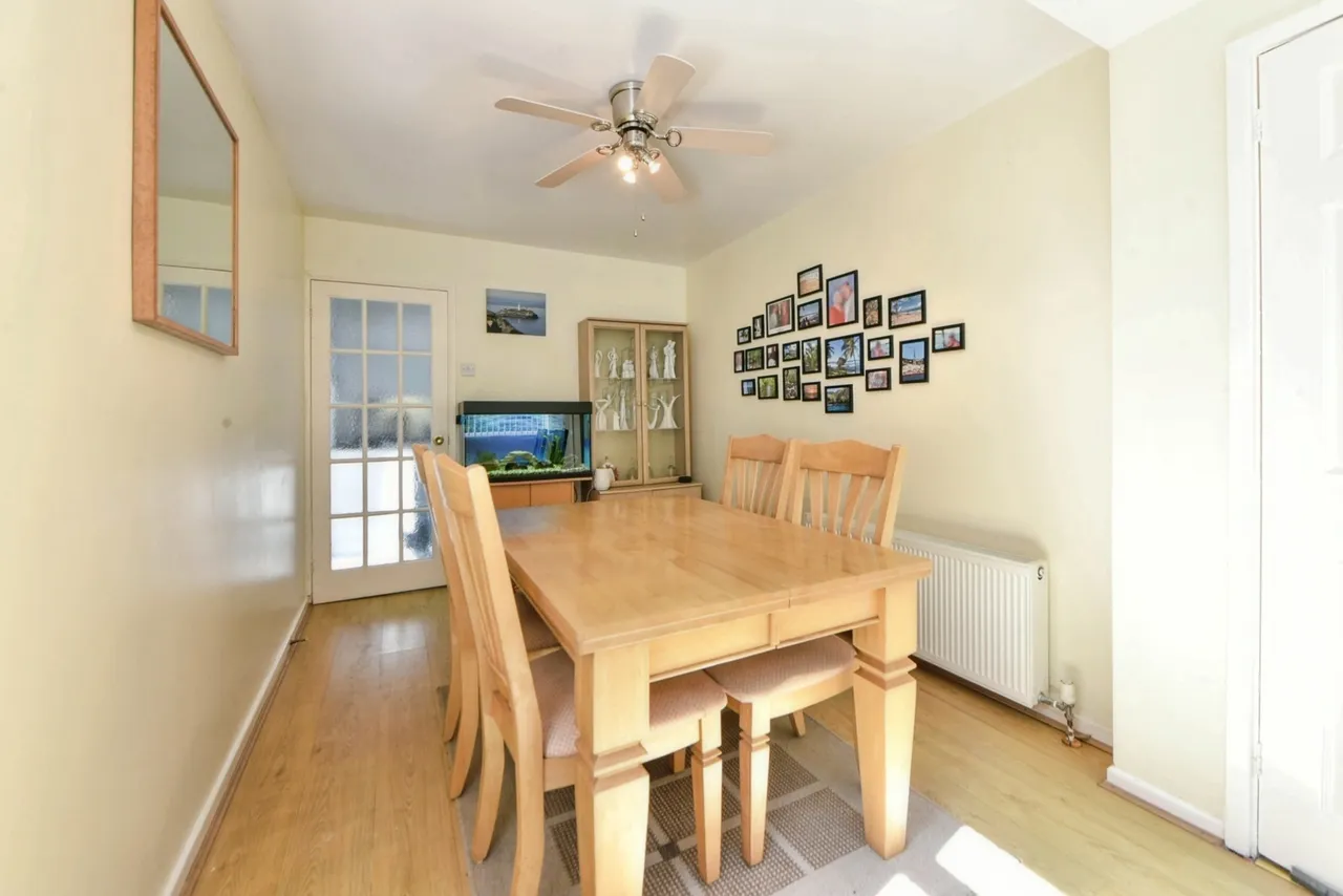 Ridge Crescent, Marple, Stockport, Greater Manchester, SK6, photo 6