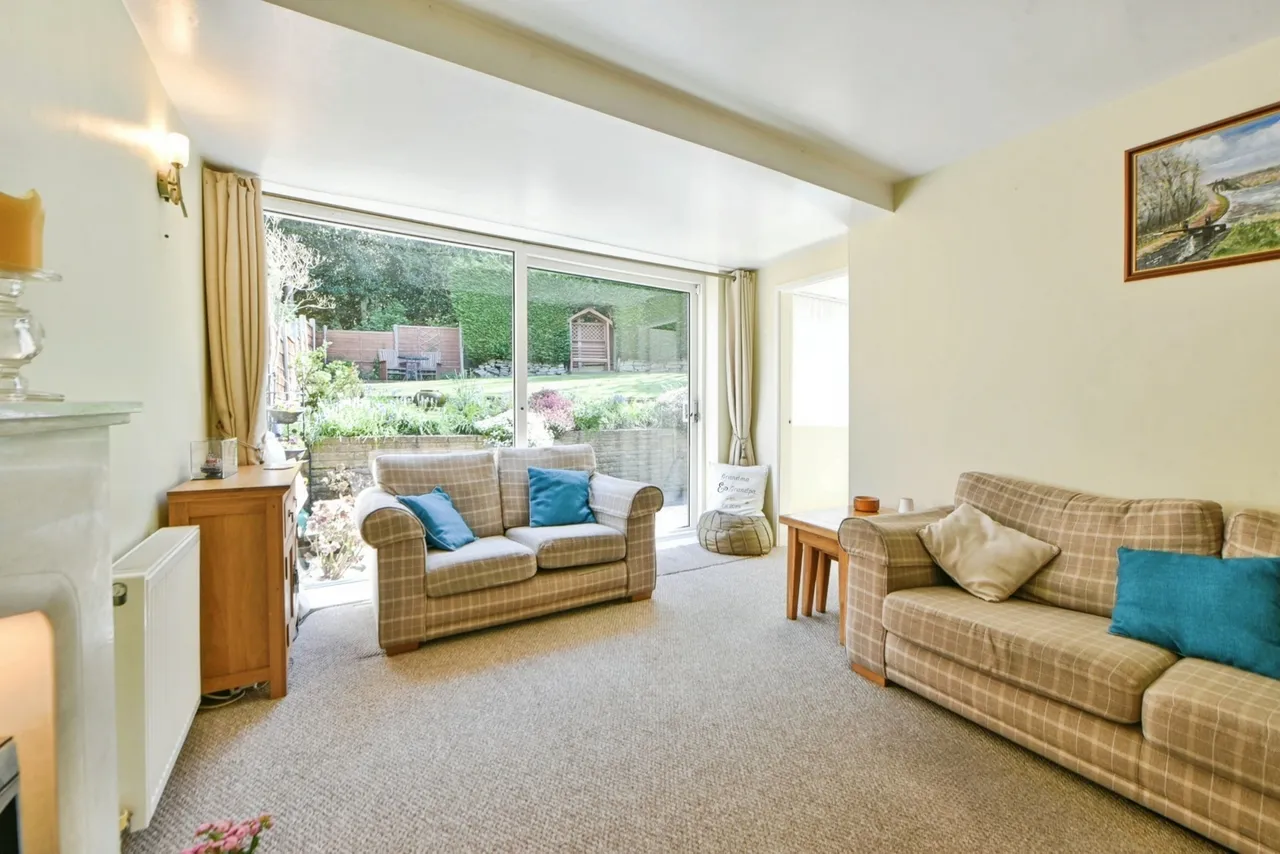Ridge Crescent, Marple, Stockport, Greater Manchester, SK6, photo 4