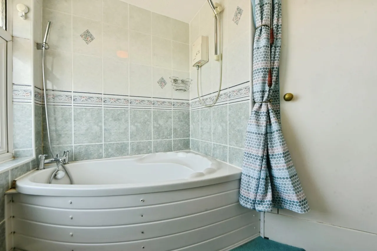 Ridge Crescent, Marple, Stockport, Greater Manchester, SK6, photo 21
