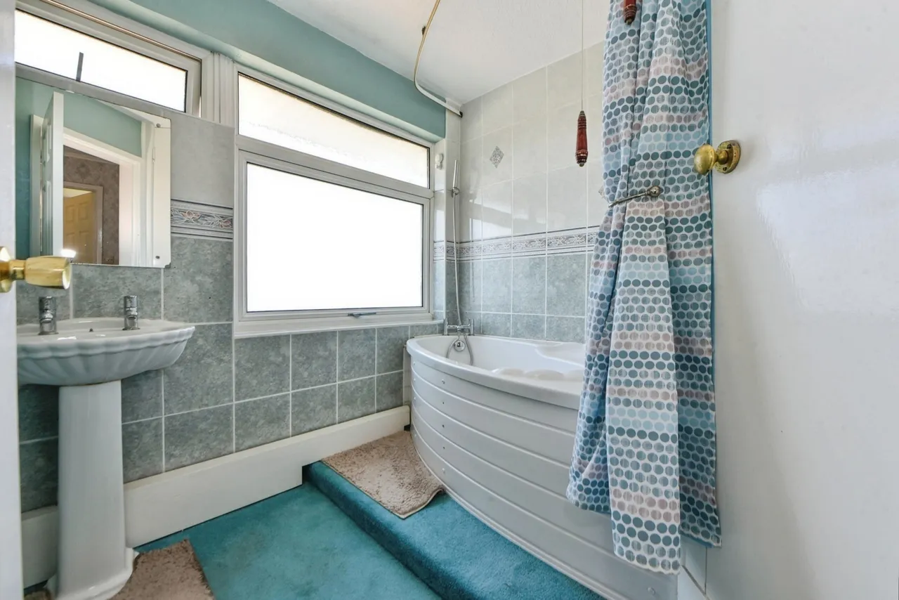 Ridge Crescent, Marple, Stockport, Greater Manchester, SK6, photo 20