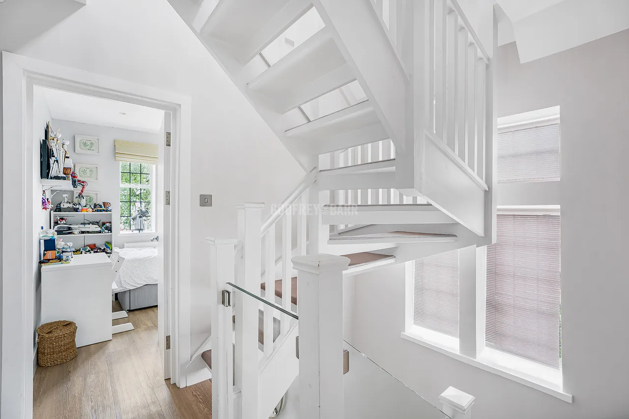 Vivian Way, Hampstead Garden Suburb, N2, photo 18