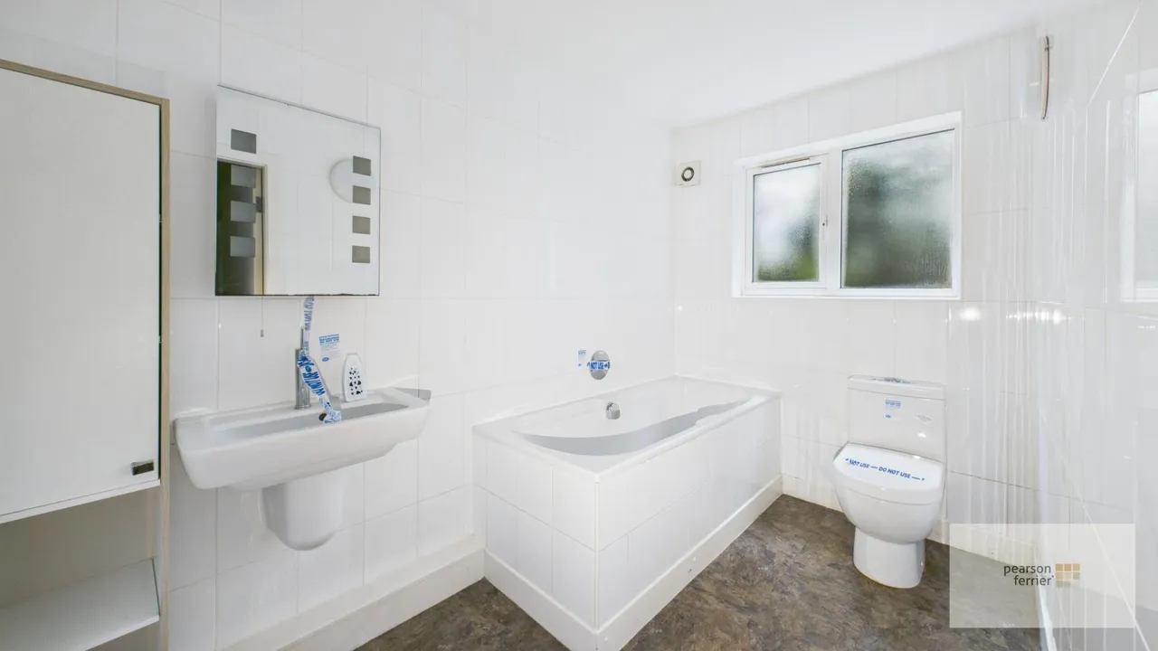 Meadowcroft Lane, Rochdale, OL11 5HN, photo 13