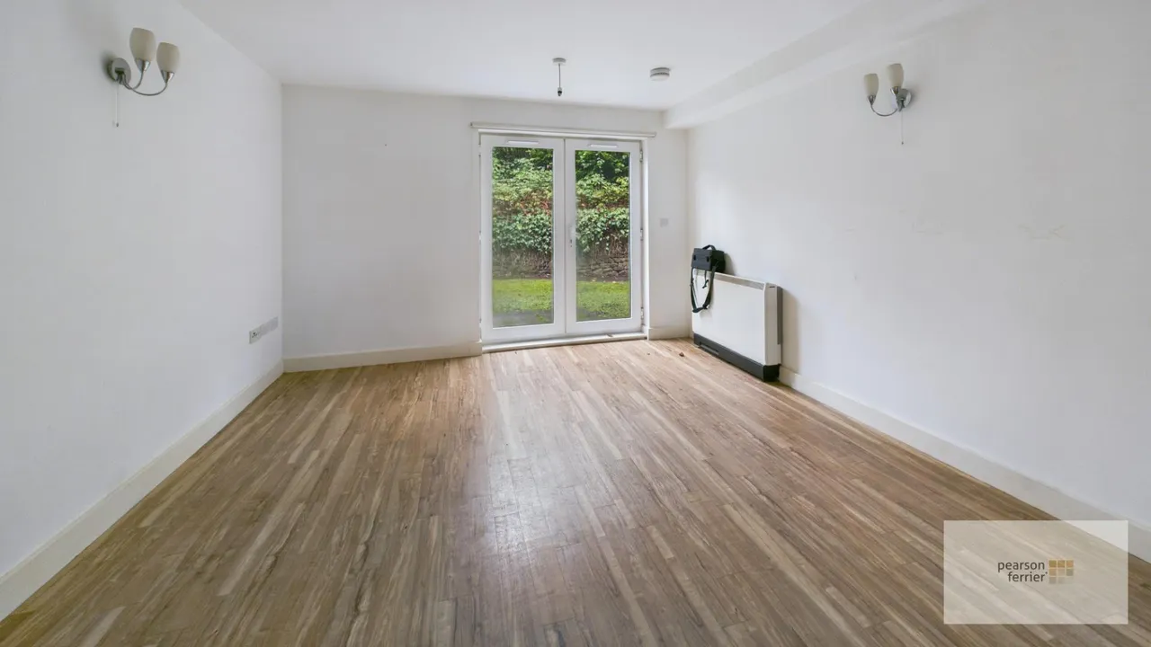 Meadowcroft Lane, Rochdale, OL11 5HN, photo 5