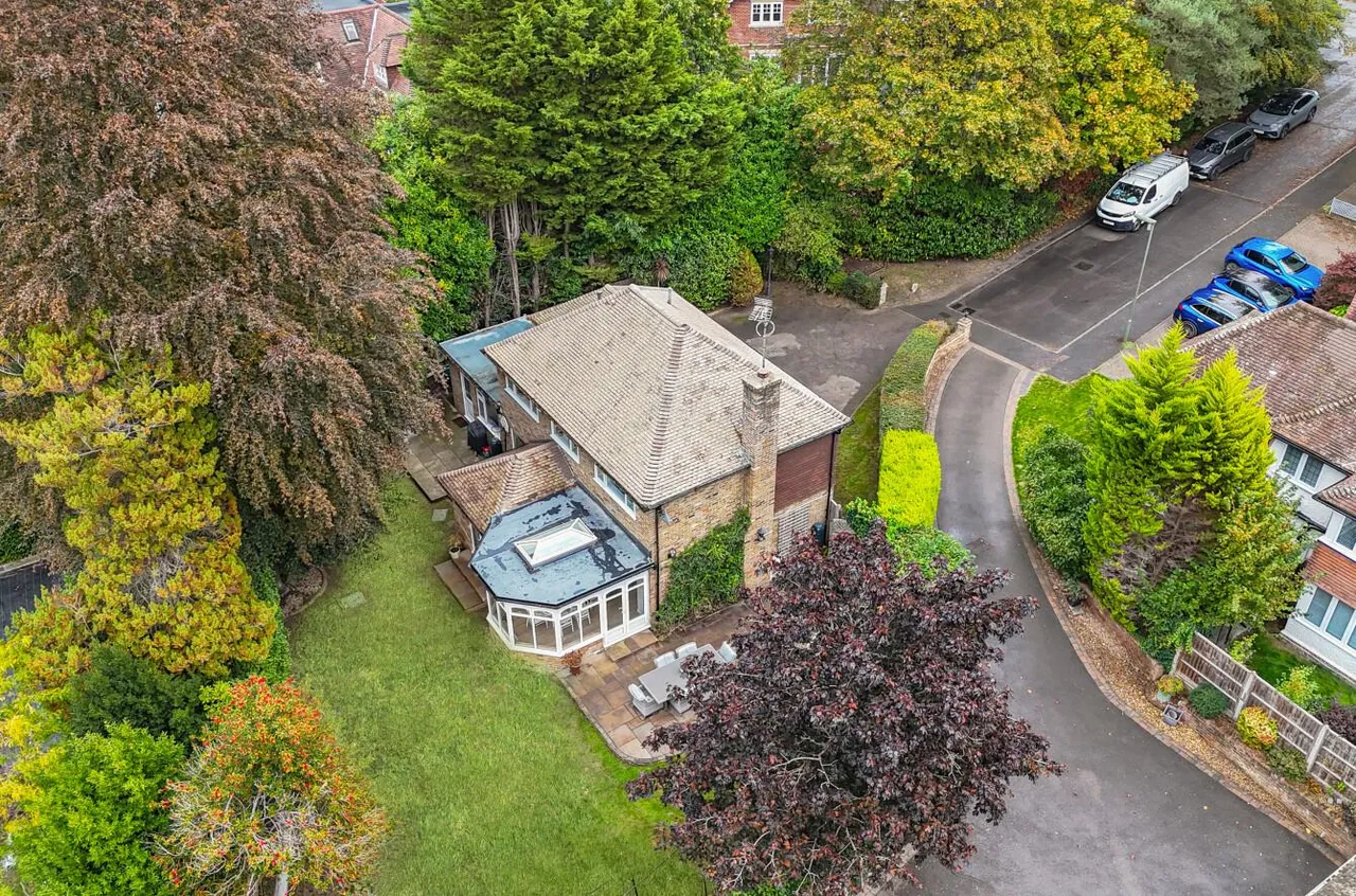 Chesters Road, Camberley, photo 24