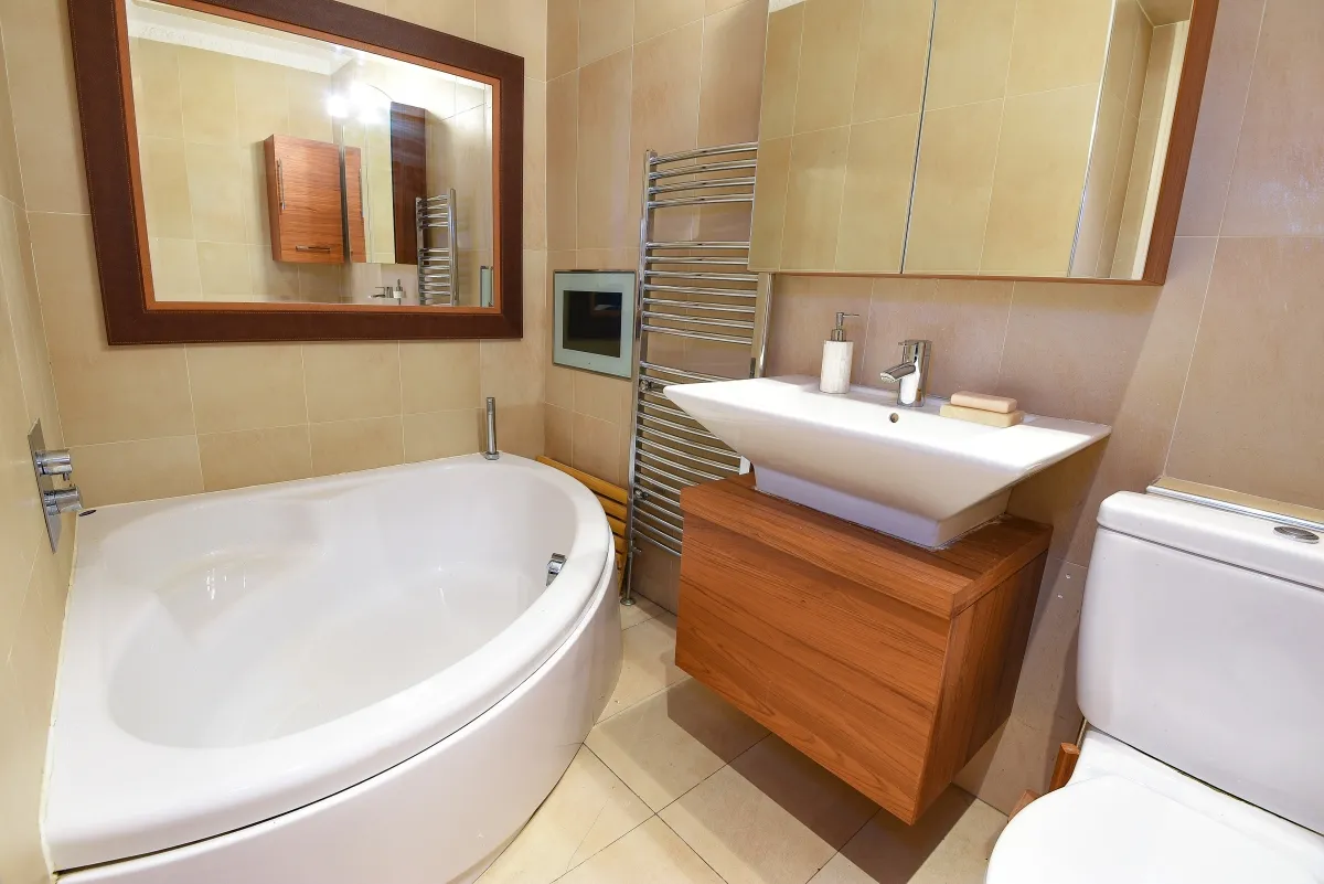 Kingston Hill Place, Kingston Upon Thames, Surrey, KT2, photo 4