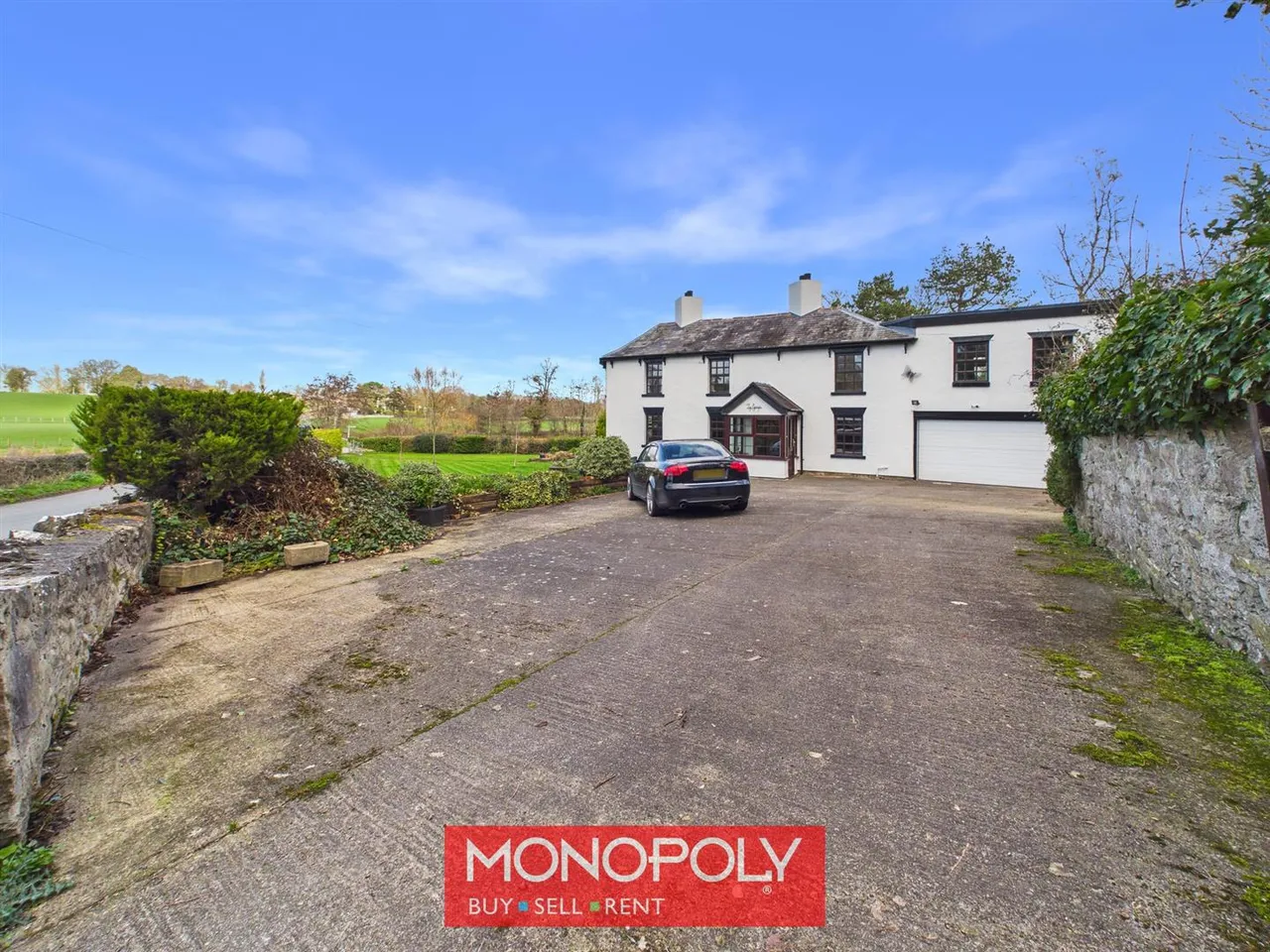 Ty Gwyn, Ystrad, LL16, photo 4