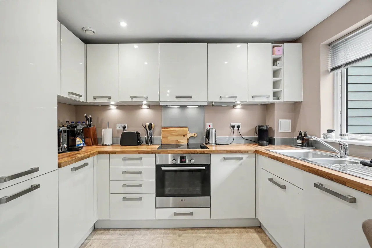 Poynder Drive, Snodland, ME6, photo 12