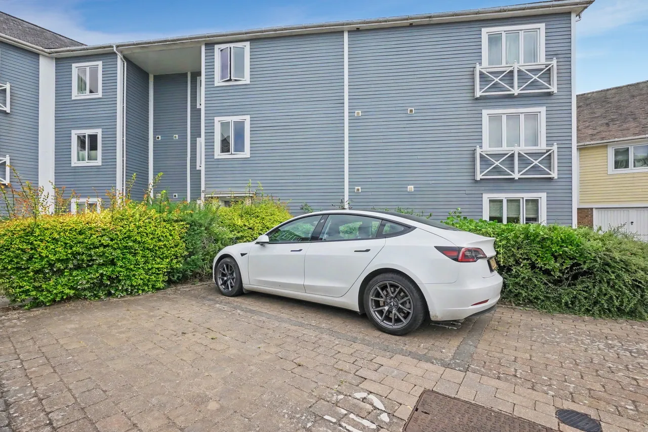 Poynder Drive, Snodland, ME6, photo 30