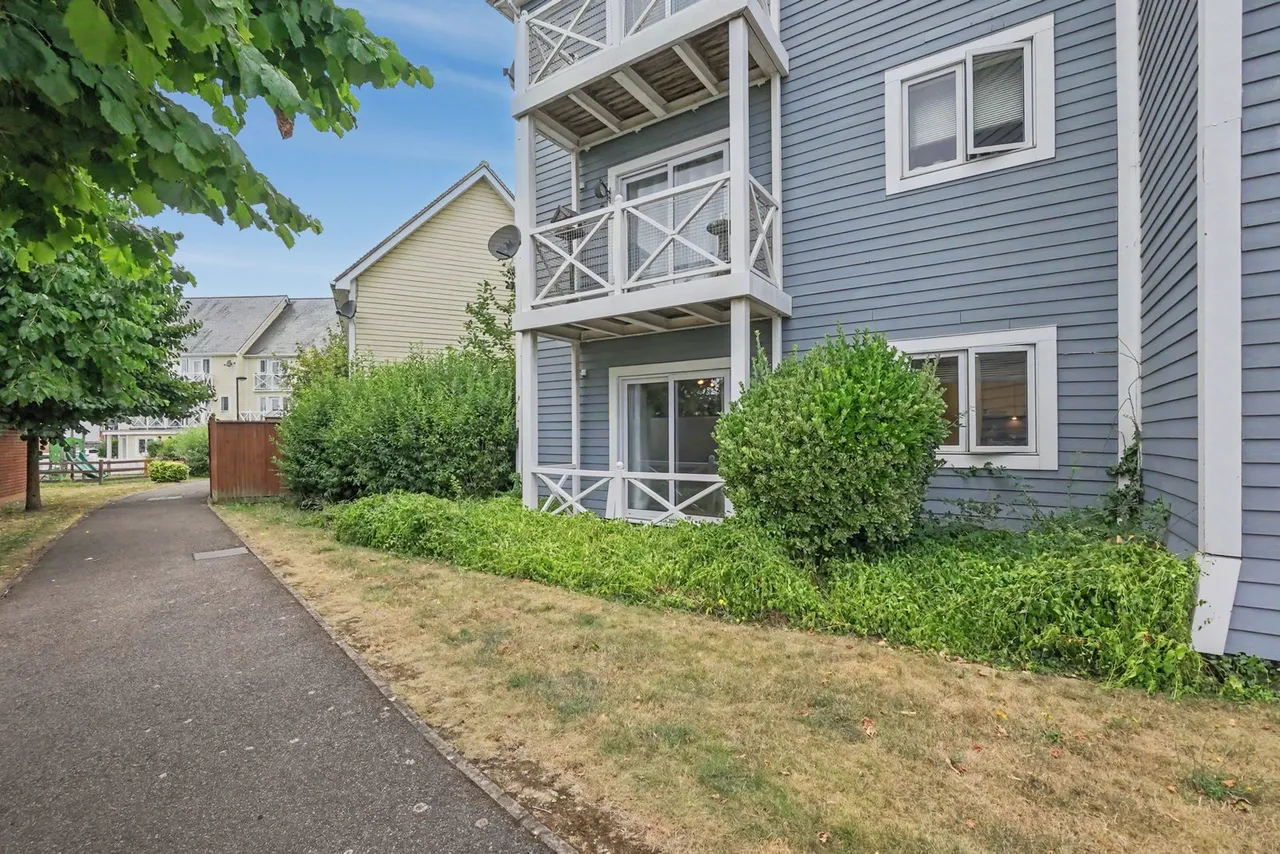 Poynder Drive, Snodland, ME6, photo 28