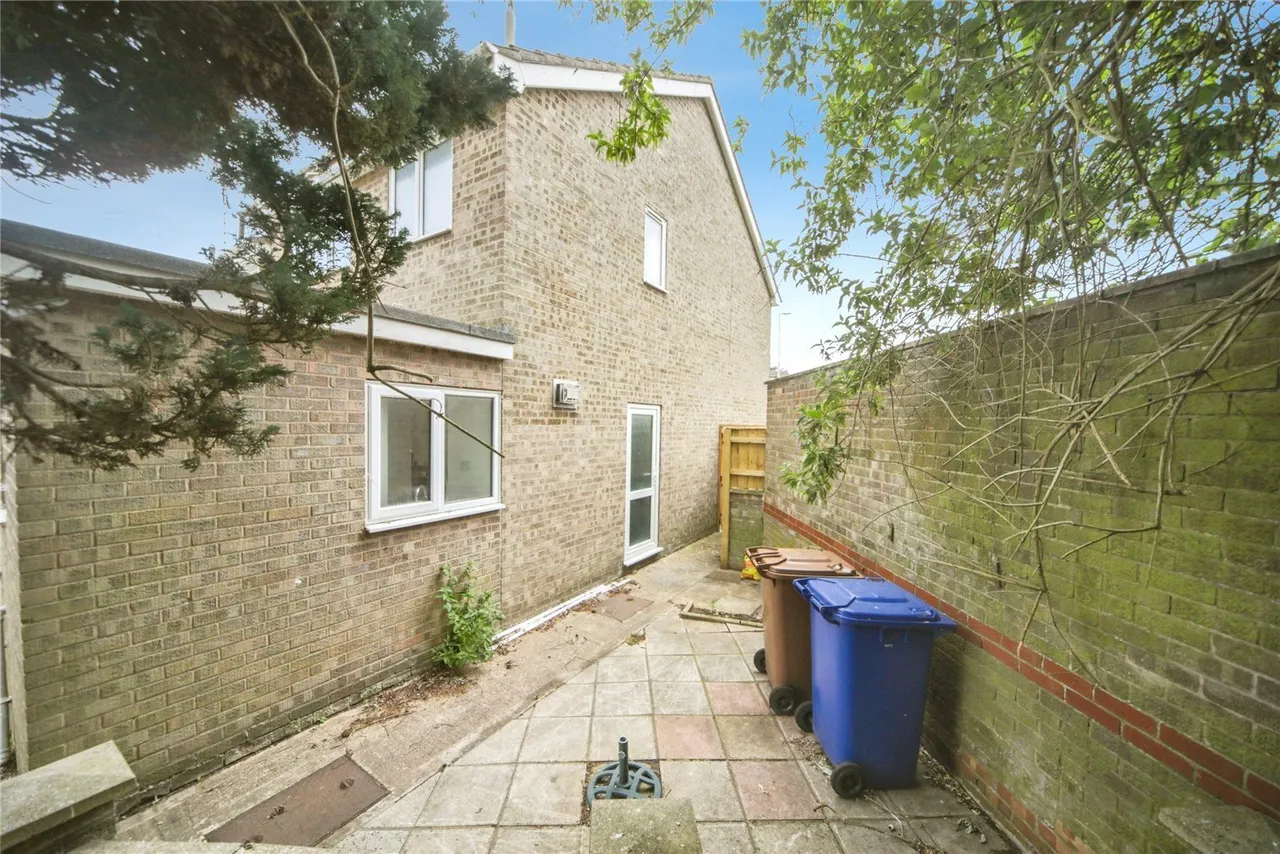 Godolphin Close, BURY ST. EDMUNDS, Suffolk, IP33, photo 17
