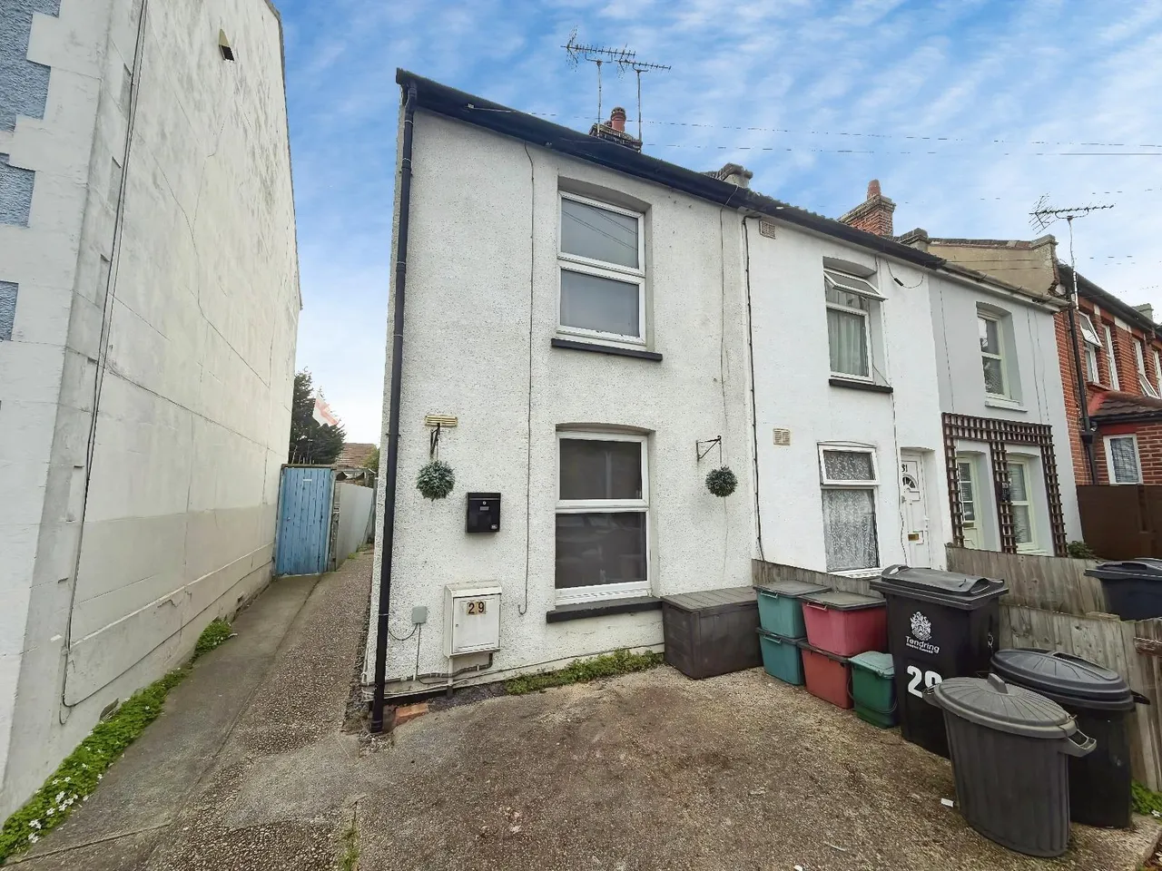 2 bed house to rent, Coppins Road, Clacton-On-Sea, CO15