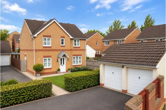 4 bed house for sale, Brown Court, Cardiff, CF3