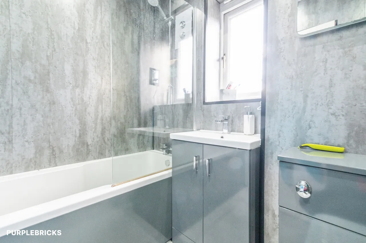 Brown Court, Cardiff, CF3, photo 21