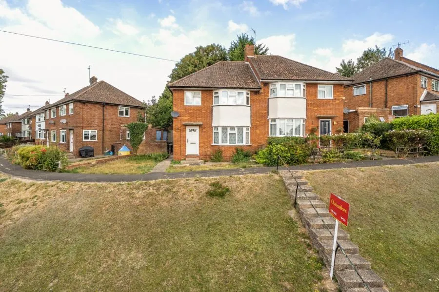 3 bed house for sale, Everest Road, High Wycombe, HP13