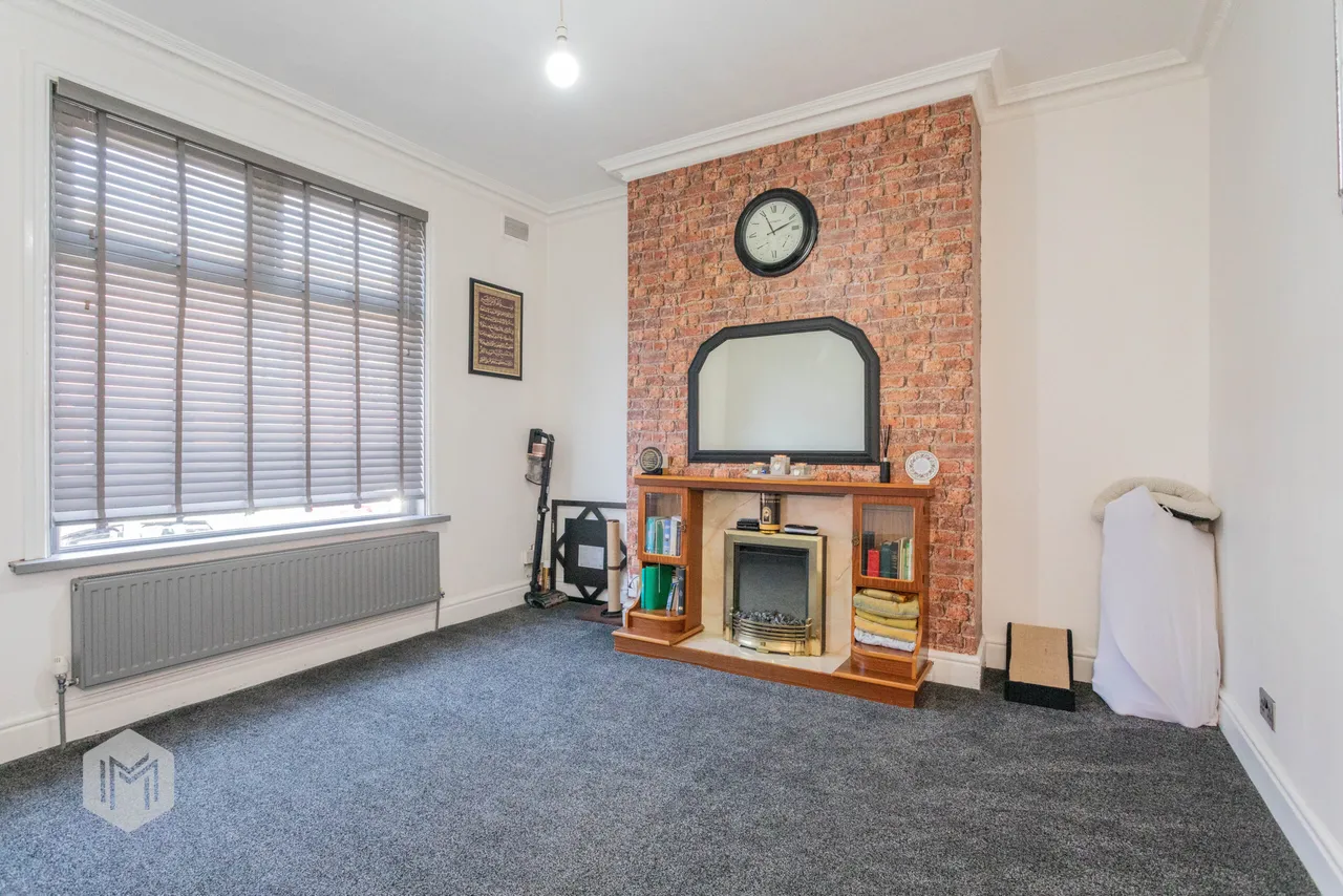 Hughes Street, Bolton, BL1 3HE, photo 2