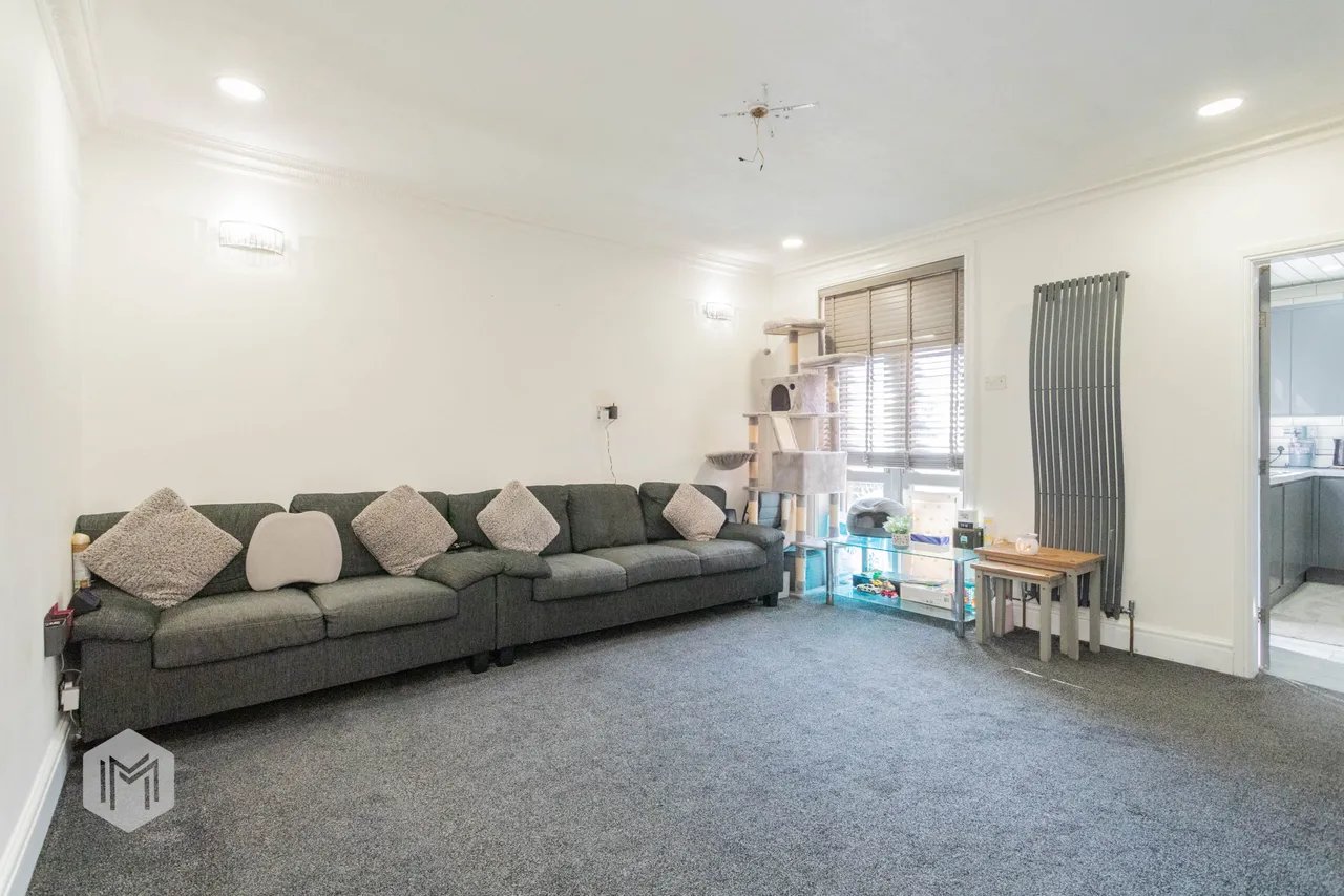 Hughes Street, Bolton, BL1 3HE, photo 4