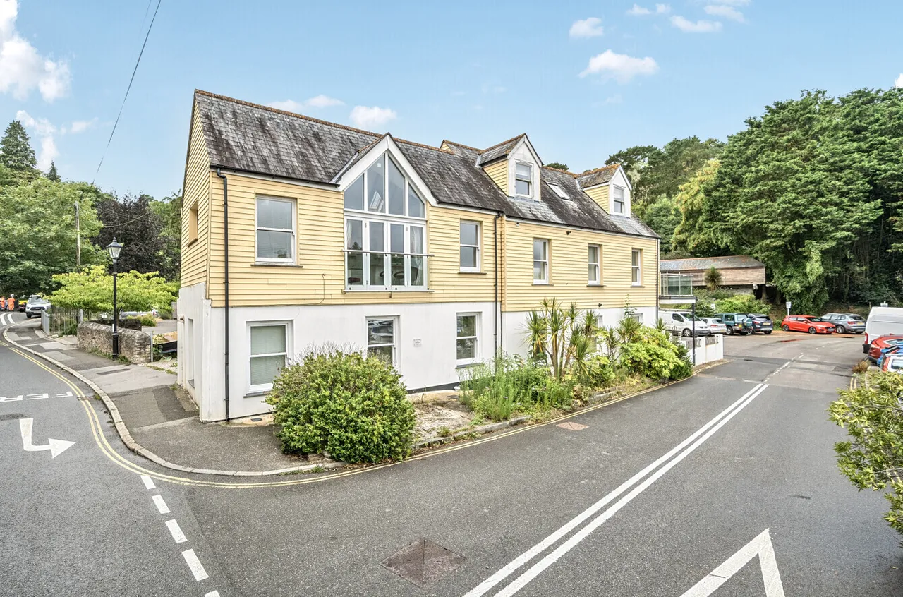 3 bed property for sale — Station Road, Fowey, Cornwall, PL23
