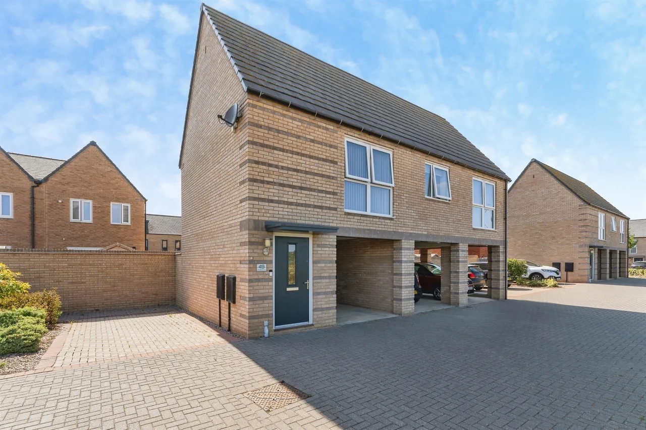 2 bed house for sale, Wellington Road, Cambridge, CB24