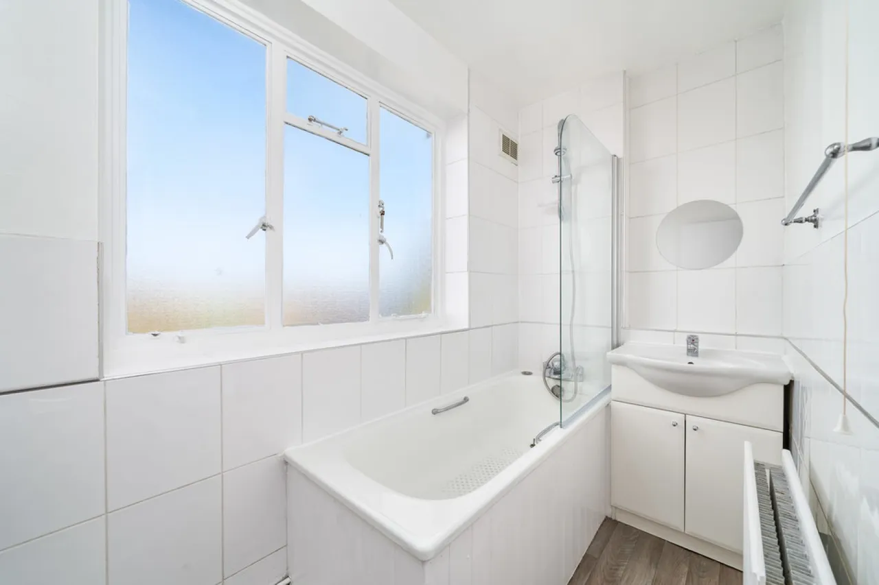 Lavender Hill, Clapham Junction, SW11, photo 10