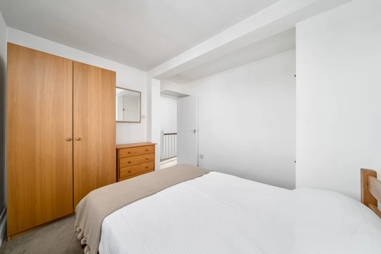 Lavender Hill, Clapham Junction, SW11, photo 9