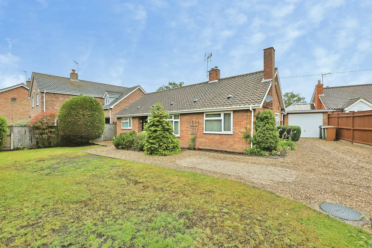 3 bed house for sale — Station Road, North Elmham, Dereham