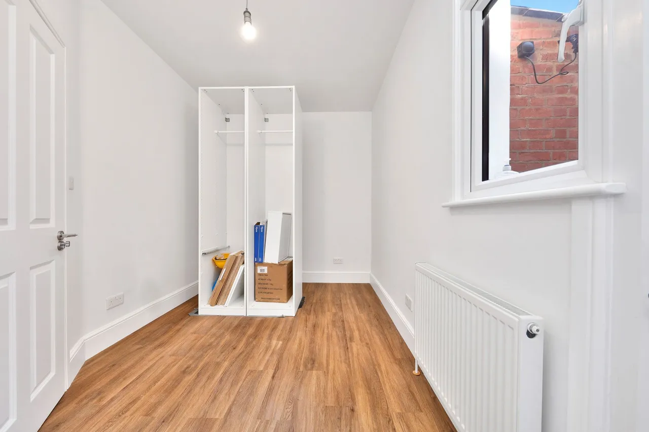 Olive Road, London, NW2, photo 8