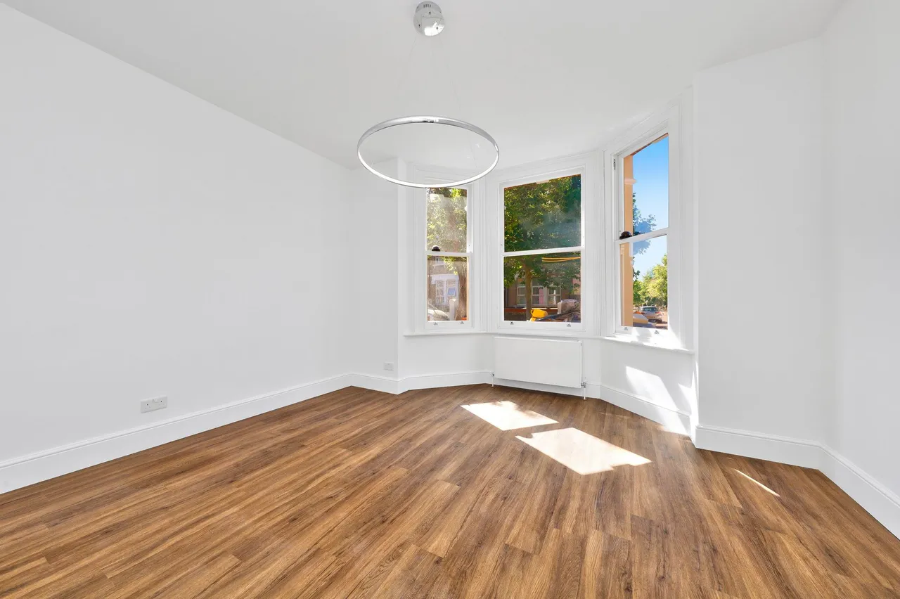 Olive Road, London, NW2, photo 5