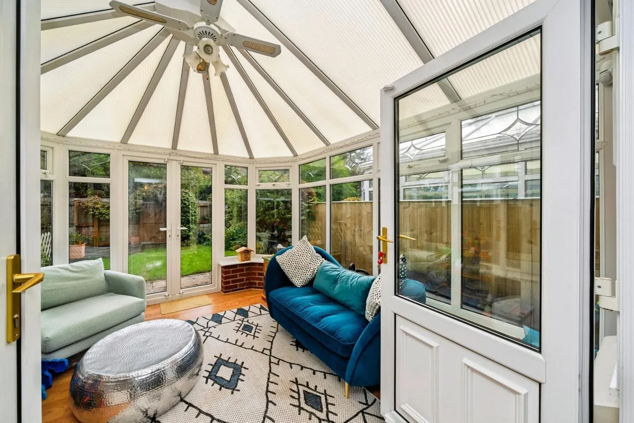 Larton Farm Close, Wirral, CH48, photo 21