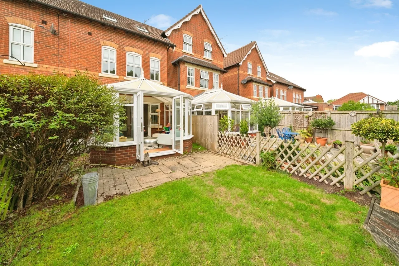 Larton Farm Close, Wirral, CH48, photo 5