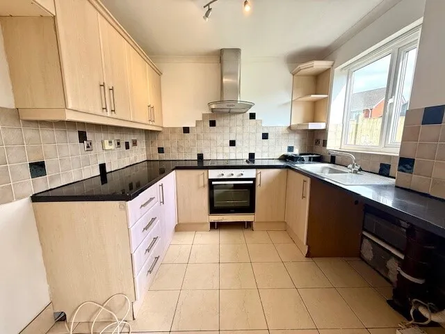 Crown Fields Close, Newton Le Willows, WA12 0JW, photo 5