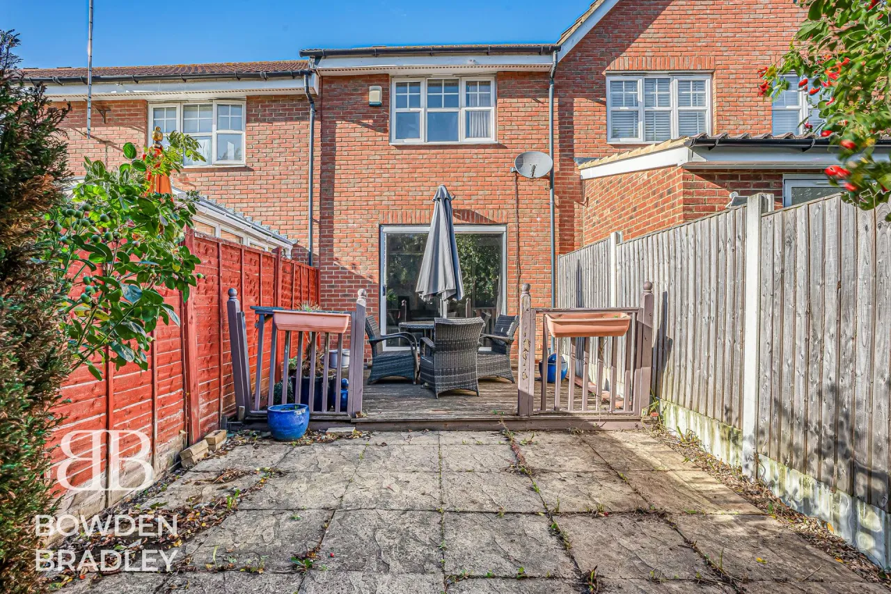 Wroxham Way, Fairlop, IG6, photo 38