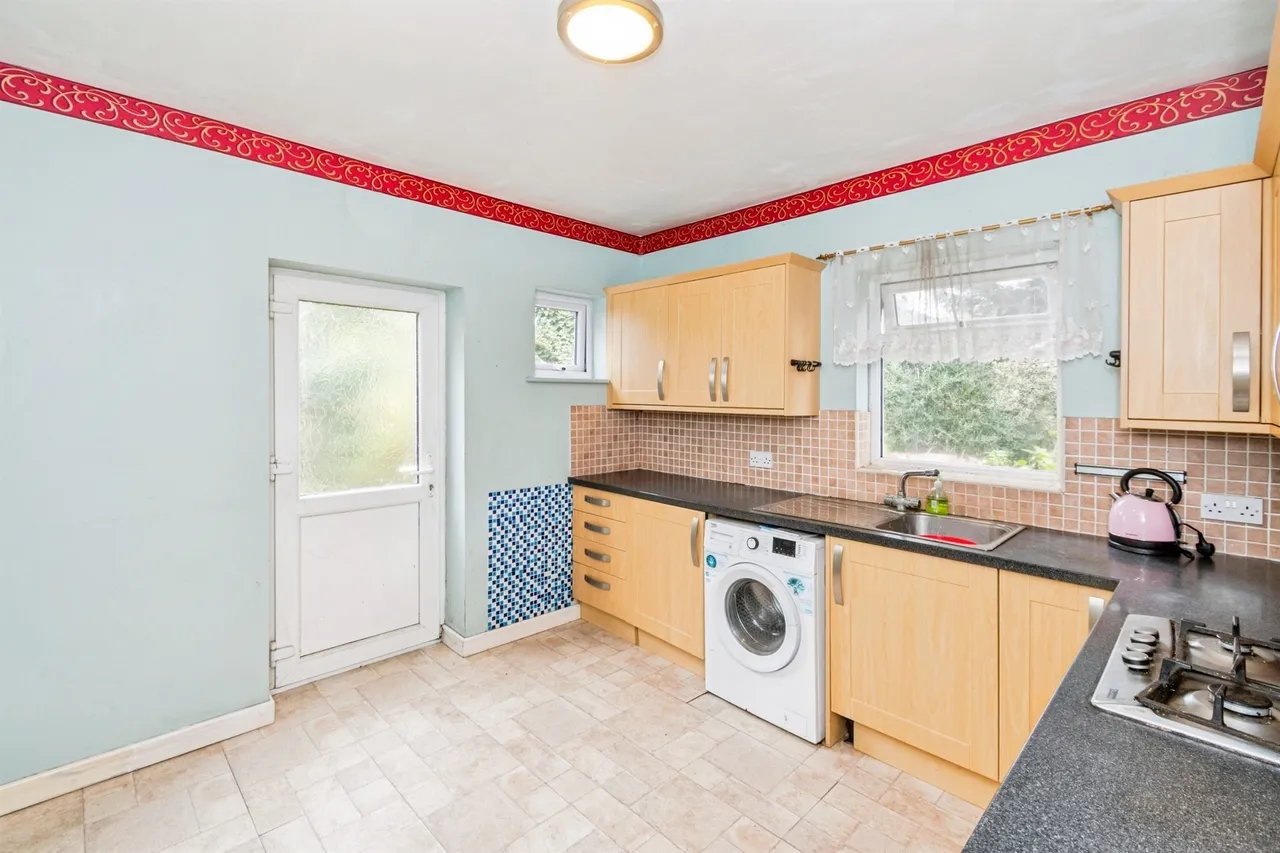 The Quadrangle, Eastleigh, SO50, photo 12