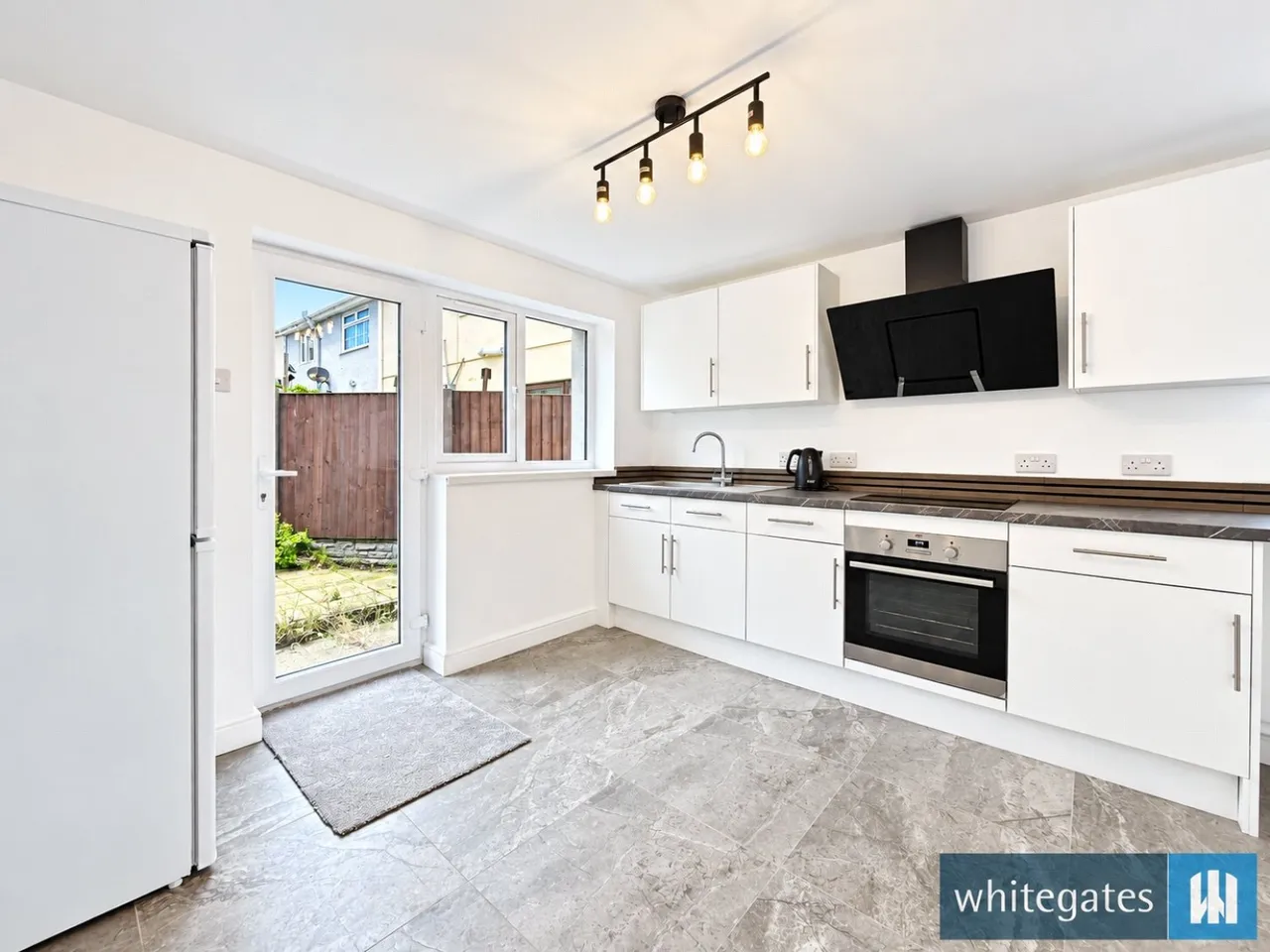 St. Thomas's Drive, Netherton, L30, photo 3