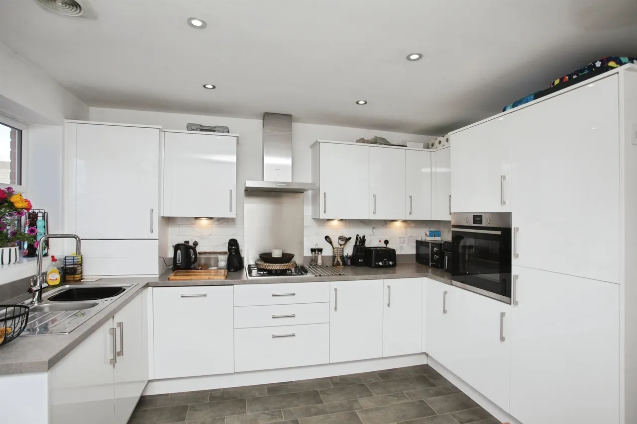 Caradon Way, Houlton, Rugby, photo 5