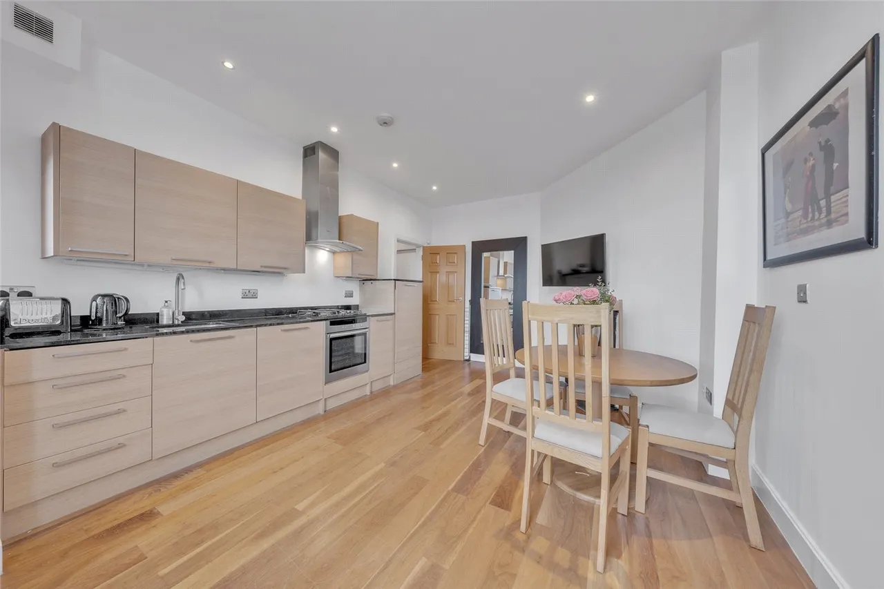 Welbeck Mansions, Inglewood Road, London, NW6, photo 8