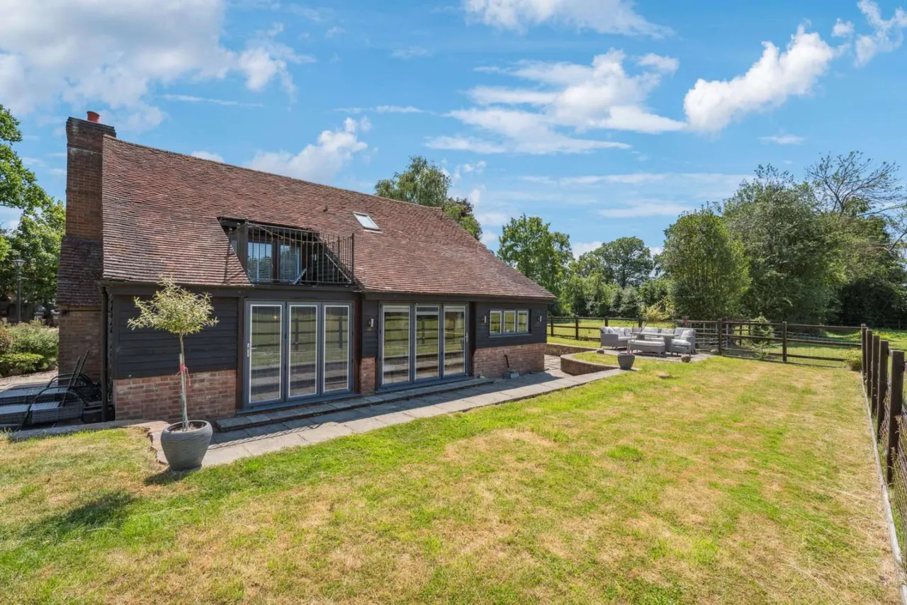 Heath End Road, Great Kingshill, HP15, photo 26