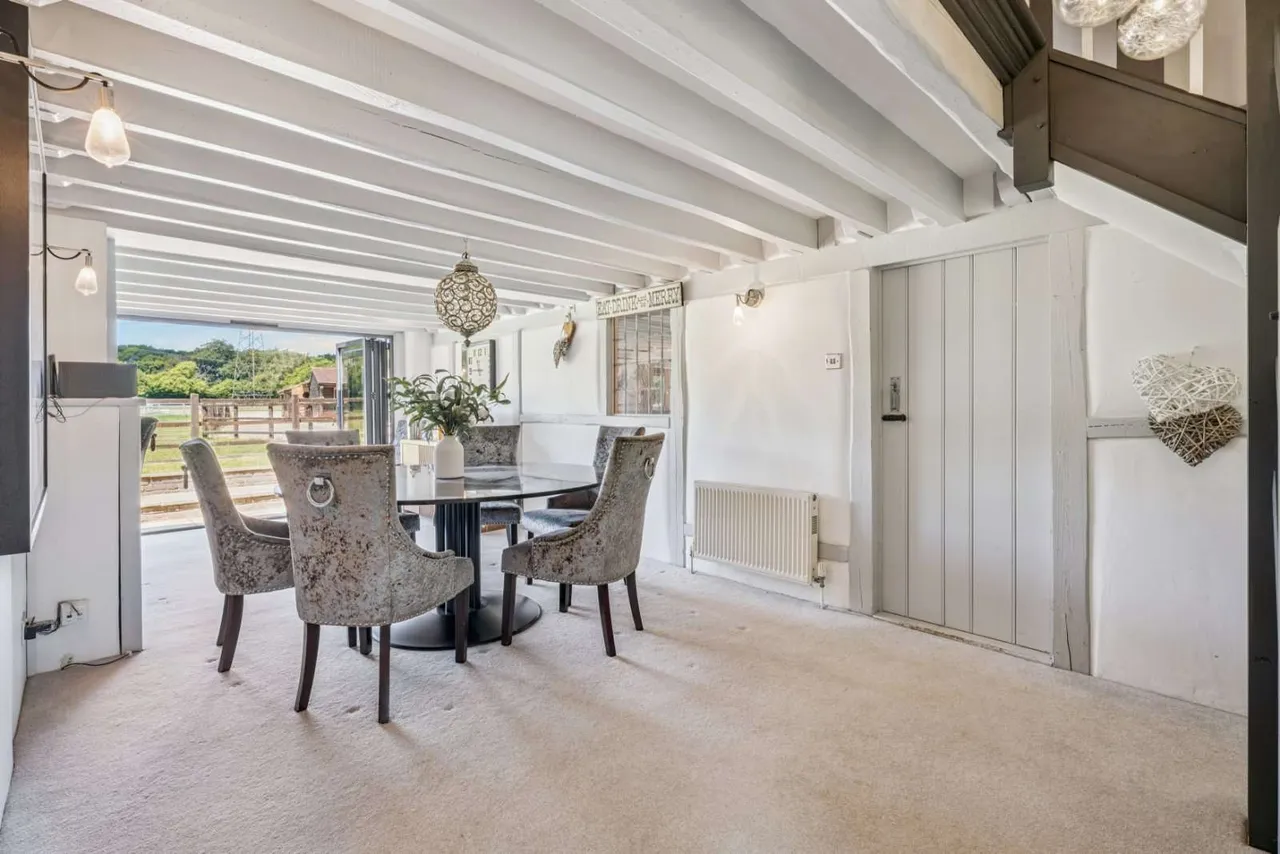 Heath End Road, Great Kingshill, HP15, photo 8